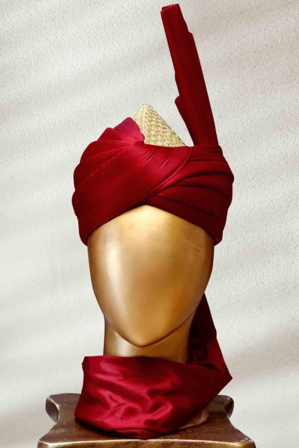 Maroon Short Aitchison Kulla